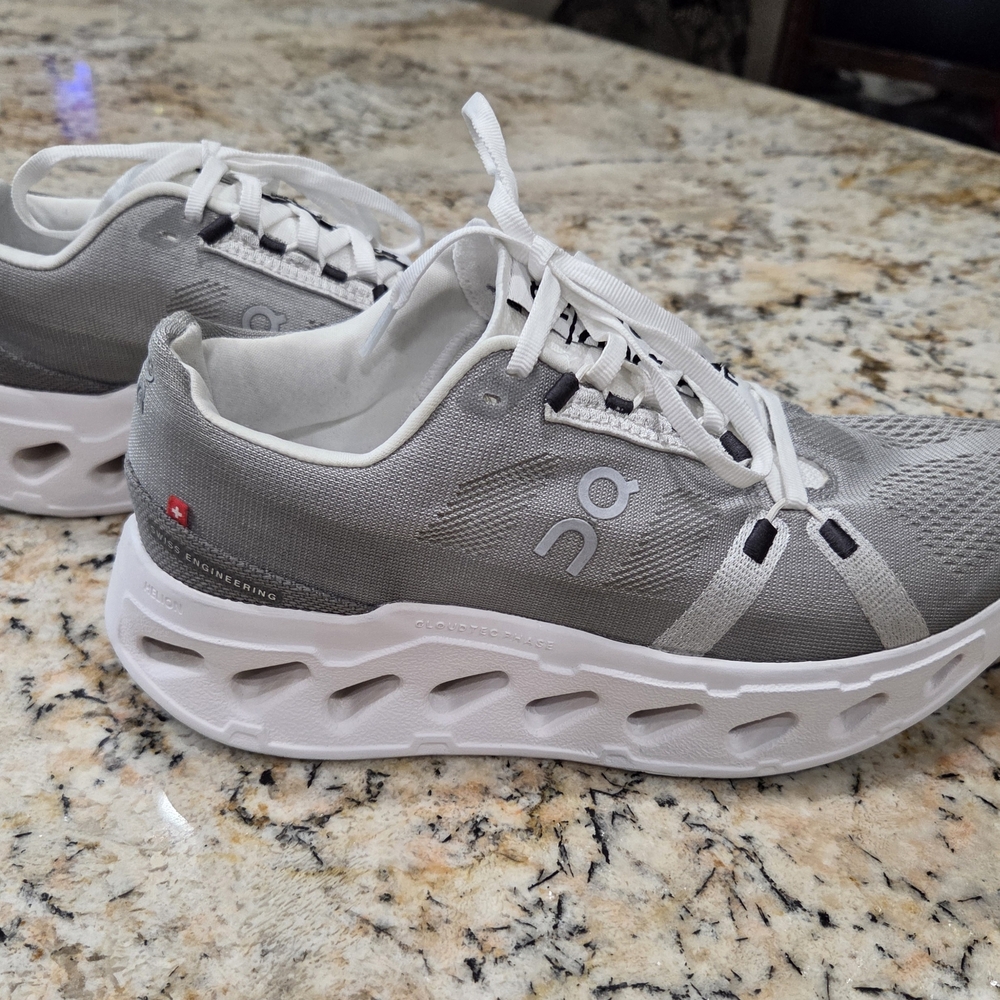 On Cloudeclipse Textile Trainer Women's Sneakers Size 9.5 - Picture 2 of 12